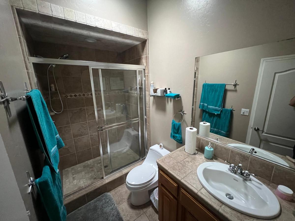 My Oasis Apartment Bakersfield Luaran gambar